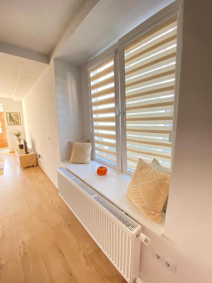 Modern Studio Apartment In The Old Town سراييفو المظهر الخارجي الصورة