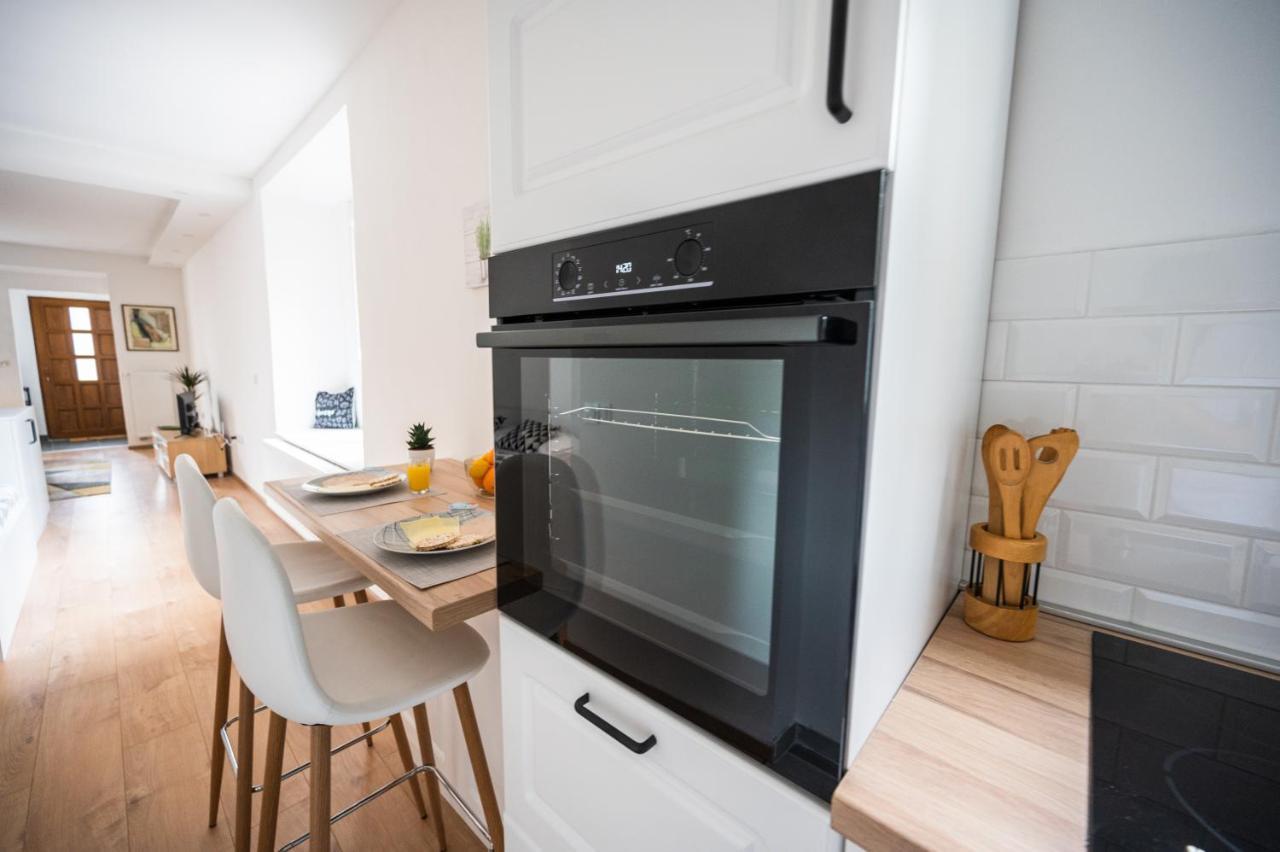 Modern Studio Apartment In The Old Town سراييفو المظهر الخارجي الصورة